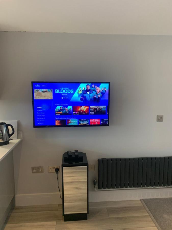Cosy Beautiful One Bedroom Flat Доркинг Экстерьер фото